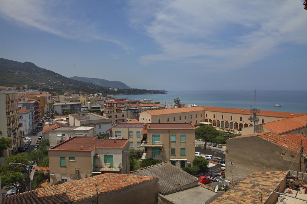 Garibaldi B&B Cefalù Eksteriør billede