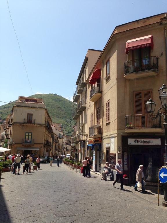 Garibaldi B&B Cefalù Værelse billede